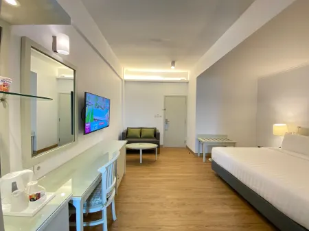 Grand Zuri Duri Hotel Отели в г. Mandau