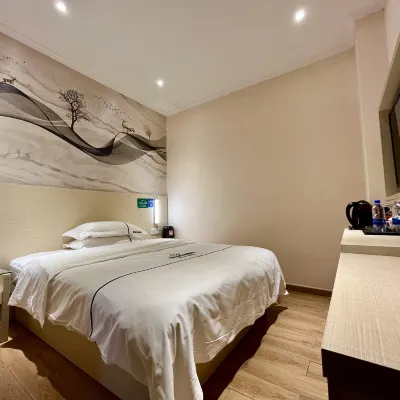 Jiayi Hotel Hotels near Maldives Fun Island