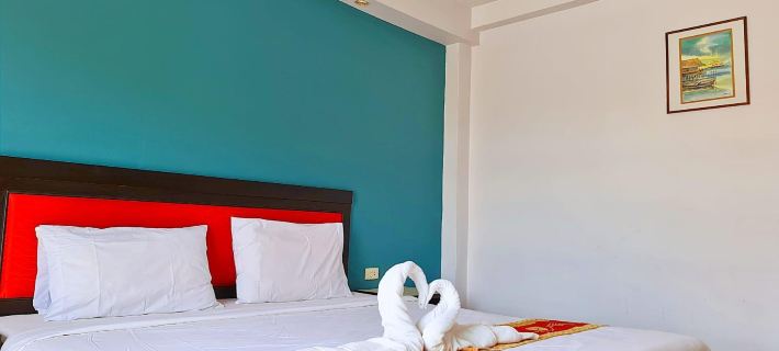 Desa Phuket Hotel di Phuket