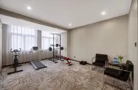 Century Star Boutique Hotel (Zhoukou Railway Station Red Star Macalline Branch)