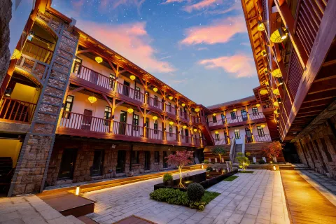 World Guanyunli Hotel (Qingdao Zhanqiao Zhongshan Road Branch)
