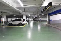 Gaodu Grand Hotel - parking