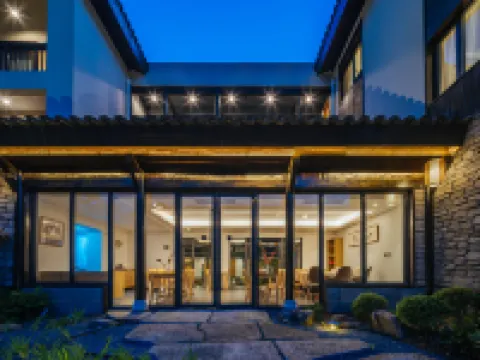 Jiuhua Mountain Dreamlike Hotel（Jiuhua Mountain Scenic Area Store） Hotels in Qingyang