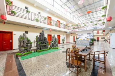 Dunhuang Blue Joy Hotel