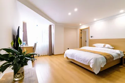 Zhaotong Kaifeng Hotel