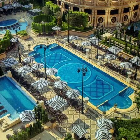 The Parisian Macao