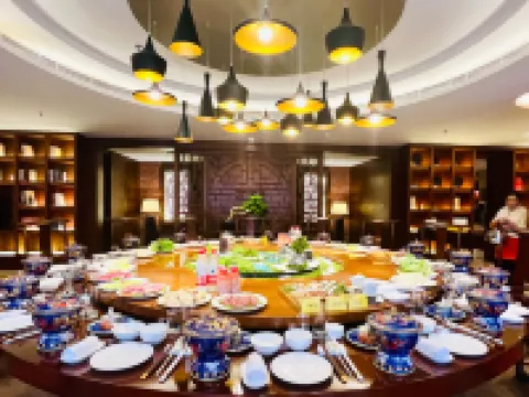 Springs Resort Hotels in Chibi