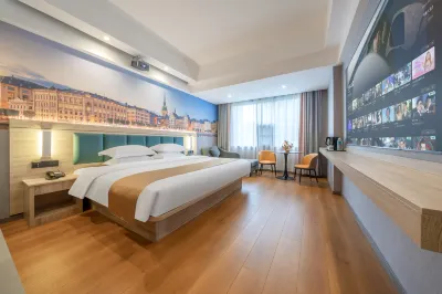 The Jingzhiyue Cinema Hotel