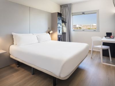B&B HOTEL Valencia Aeropuerto