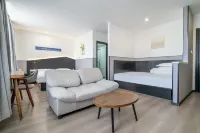 Ace Hotel Selected(Dalian Huanghe Road) Hotels in Xi'an Road commerical area