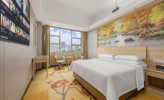 Vienna Hotel (Huizhou Huiyang Sports Exhibition Center Danshui Old Town)