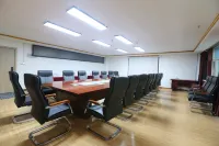Elong Wanguo Hotel (Haixi Golmud E-commerce Building)