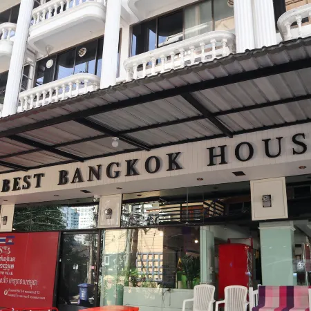 The Best Bangkok House Отели рядом с достопримечательностью «Станция экспресс-поезда Ratchaprarop»