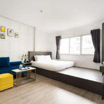 Nicecy Hotel – 218 Le Thanh Ton Street Отели рядом с достопримечательностью «Район 1»