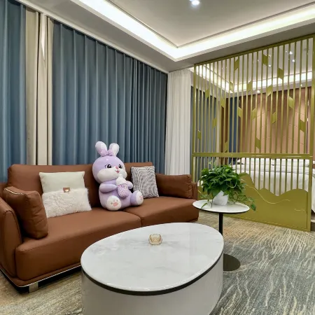 Shuxiangtang Hotel (Changqing South Road) Отели в г. Цинян
