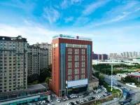 City Comfort Inn Hotel (Changchun High-tech Zone Guanggu Street) Hotels near Jilin Animation Institute