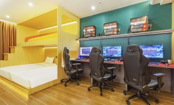 Rehuo E-Sports Hotel