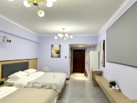 Boya Giant Screen Movie Hotel (Pangdonglai Jinhui)