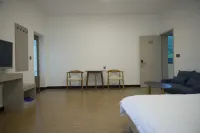 Jixi Qingxin Mountain Residence Homestay - balcony