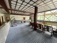 Zhaoping Jinjishan Resort Hotel