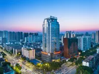 UXANADU Hotel (Nanning Railway Station Mingxiu Road Subway Station) - خلابة