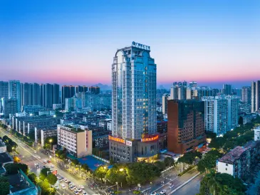 優軒飯店（南寧火車站明秀路地鐵站店）
