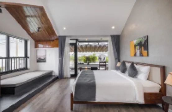 Charm Champion Villa Hoian