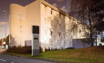 B&B HOTEL Lille Villeneuve d'Ascq Hôtel de Ville