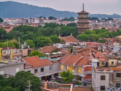 Quanzhou Lushi Homestay (West Street Kaiyuan Temple Branch) Hotel dekat Quanzhou Museum
