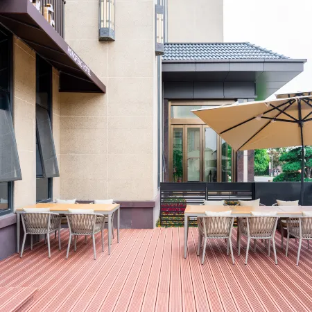 Taixing Hongfeng Hotel