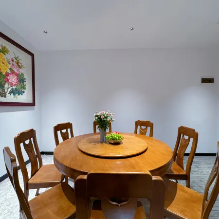 Huizhou Tingbo Apartment (Wanruncheng Shopping Center, Chenglongxi Street, Boluo County)
