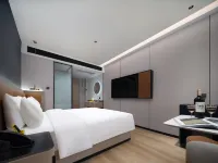 Me Young Me House Hotel (Zhuzhou Future Cloud MALL Shennong City) - 2-Star