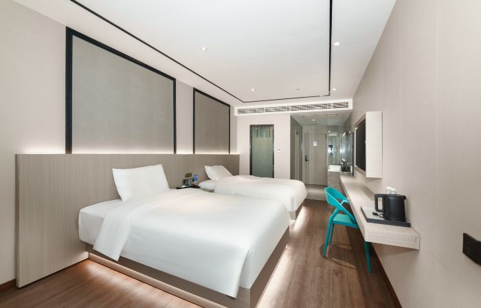 Huijin Business Hotel