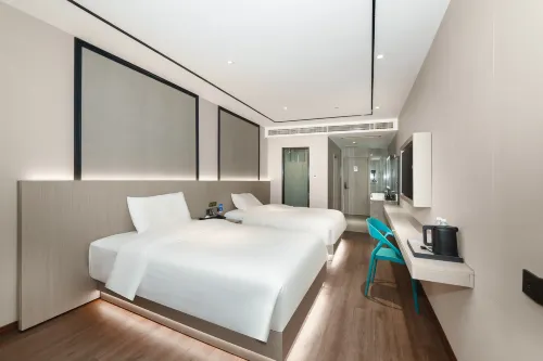 Huijin Business Hotel