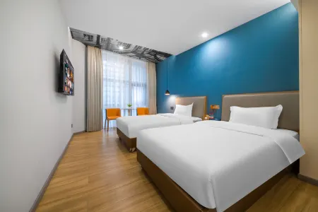 Yuman・Blue Design Hotel Chongqing Отели рядом с достопримечательностью «Chongqing Institute of Public Administration»