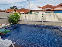 Bluepool Villa Pattaya Hotels in Sattahip