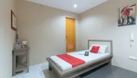 RedDoorz @ Bridgeway Hotel Tuguegarao City