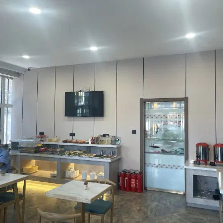 Lindian Haiyue Business Hotel