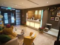 Erin Hotel Отели рядом с достопримечательностью «Торговый центр Syntrend»