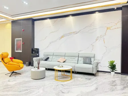 Longcheng Smart Hotel (Anlong Bus Station)