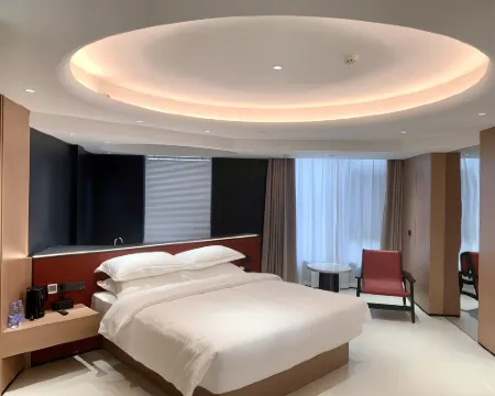 Longlin Chengfei Boyue Hotel Hotels in Longlin