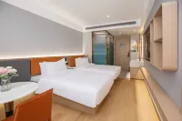 윤판 스카이 가든 호텔 (난징 신지에커우 지하철역)