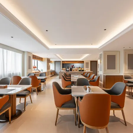 Vienna Hotel (Zhangzhou Zhangpu County Government)