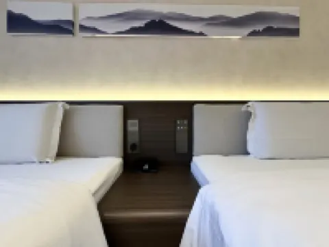 LIAN Hotel