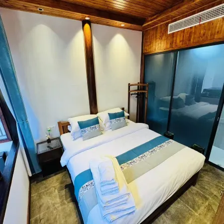 Yangzhou Yanju Sanyue Homestay (Heyuan)