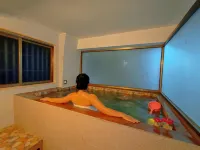 Foshan Sanshui Qingyue Hot Spring Homestay - Kuumat lähteet