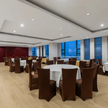 Yuejia Keting Hotel (Wuning Hubin North Road Branch)