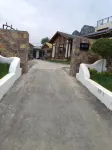 Weihui Huaqigu Homestay
