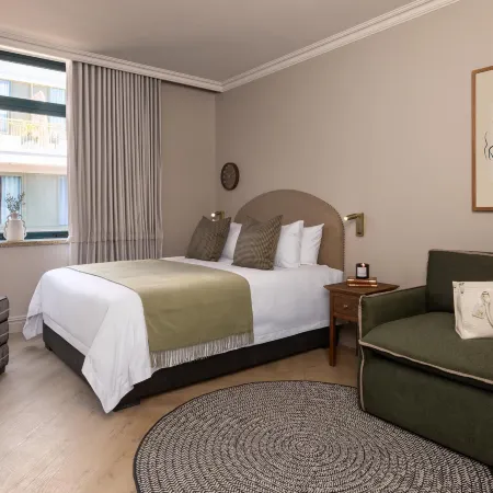 Charles Hope Boutique Hometel