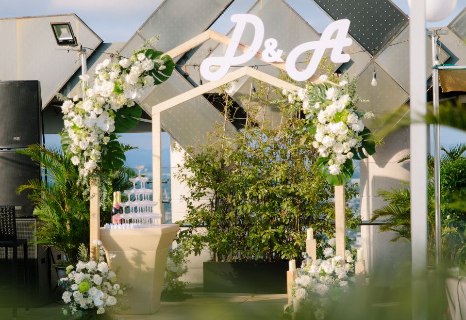 머큐어 하이퐁 대표 이미지